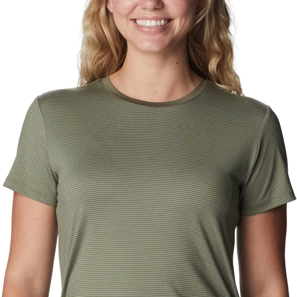 Columbia Women's Leslie Falls Short Sleeve